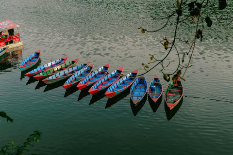 Nepal: Viaje de 6 días a Katmandú, Pokhara y Nagarkot en aviónHotel de 4 estrellas