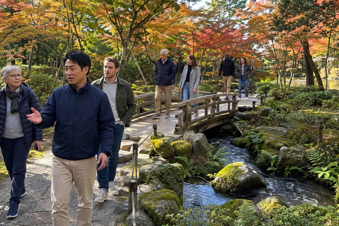 Nagoya: Private Samurai Heritage & Autumn Colors Walk