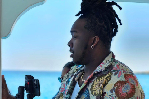 Protaras: Medusa Chill-Out Cruise to Blue Lagoon & Sea Caves