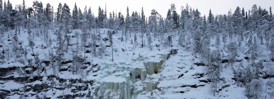 Rovaniemi : excursion au canyon de Korouoma et aux chutes d'eau gelées