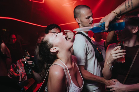 Phuket: Pub Crawl Rooftop, Bars, GoGo & 3 Clubs with Shots 20:30 | Pub Crawl Only