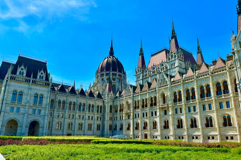 Budapest: Parliament Audio-Guided Tour with Optional Cruise EU Citizens