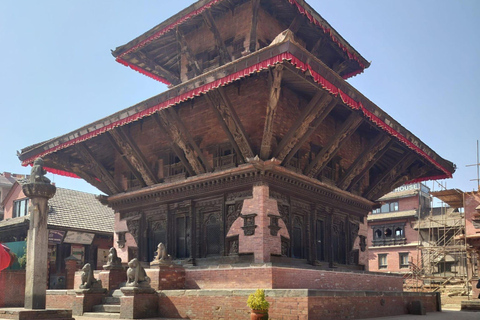 Nagarkot Sunrise: Hike, Newari Lunch & Spa Massage