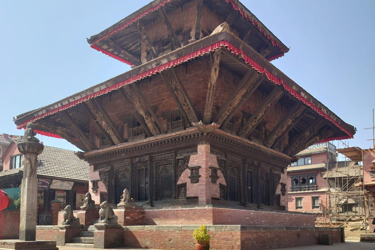 Nagarkot Sunrise: Hike, Newari Lunch & Spa Massage