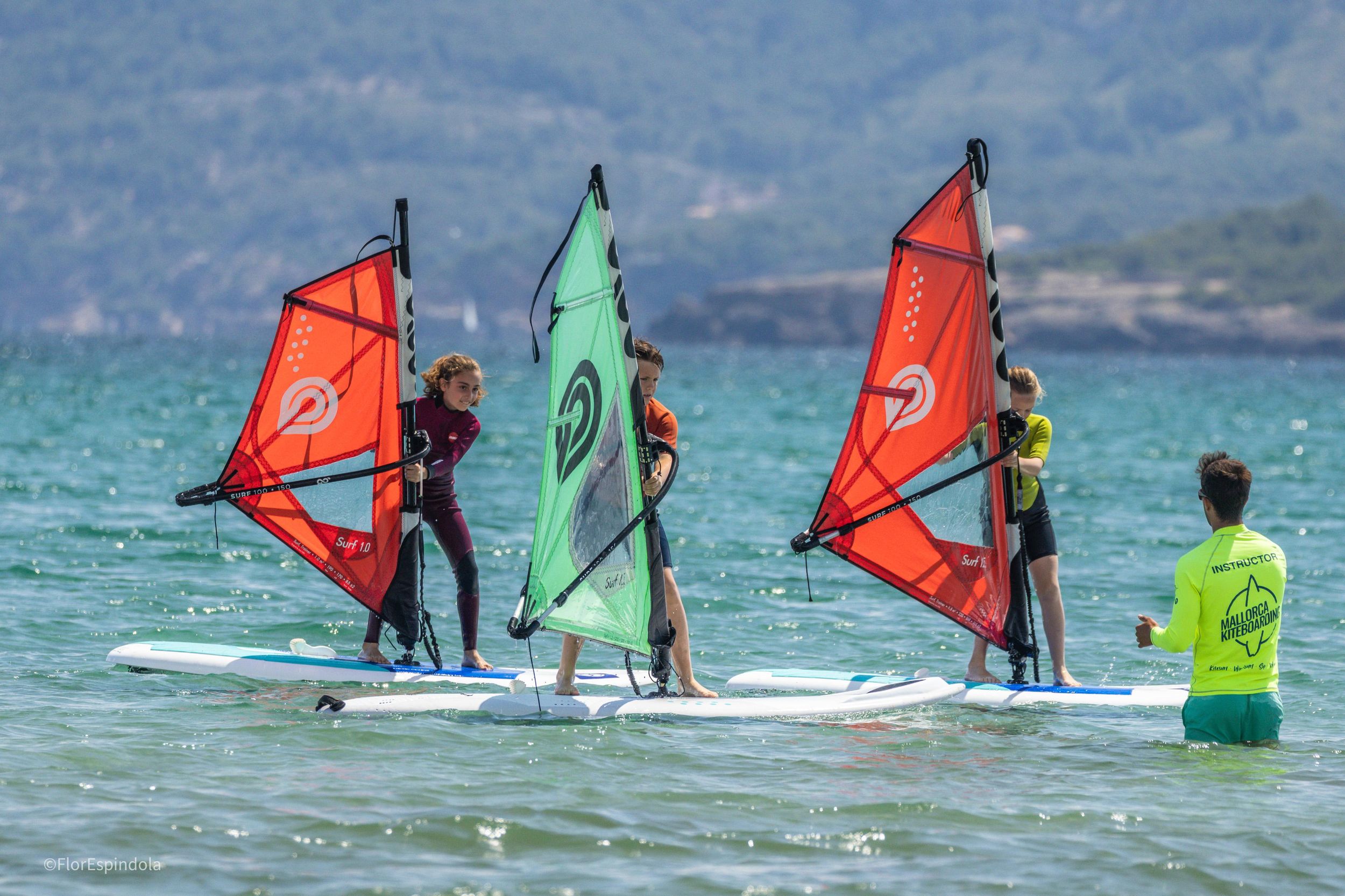 Bahía de Pollensa: Windsurfen am klassischen Spot Mallorcas