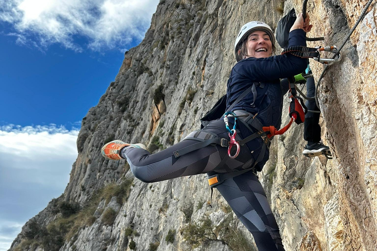 Benidorm: Via ferrata Ponoig, nära Nucia