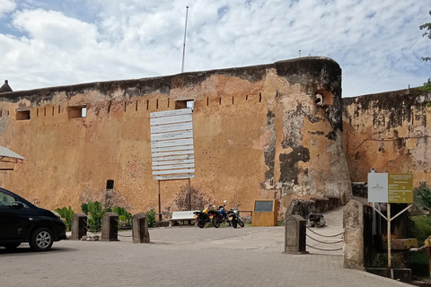 Mombasa: Rondleiding door de oude stad en Haller ParkMiddagtours