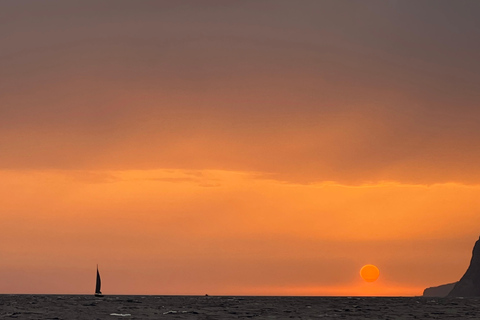 Funchal: Cabo Girão Sunset Catamaran Tour