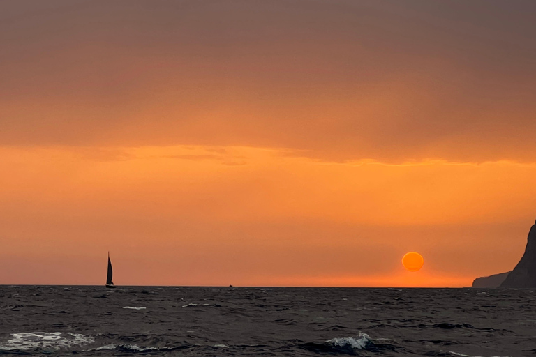 Funchal: Cabo Girão Sunset Catamaran Tour