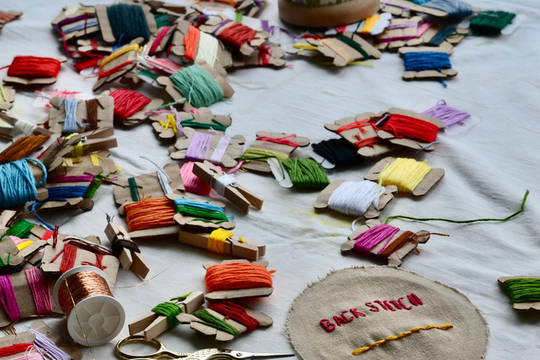 Berlín: Taller de bordado de flores vulvasBerlín: Taller de bordado de flores en la vulva