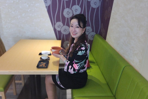 Tea ceremony experience in Japanese-style room 60min 60min session