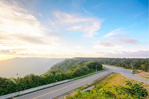 Excursión de un día al Parque Nacional de Bokor desde Phnom Penh con guía turístico