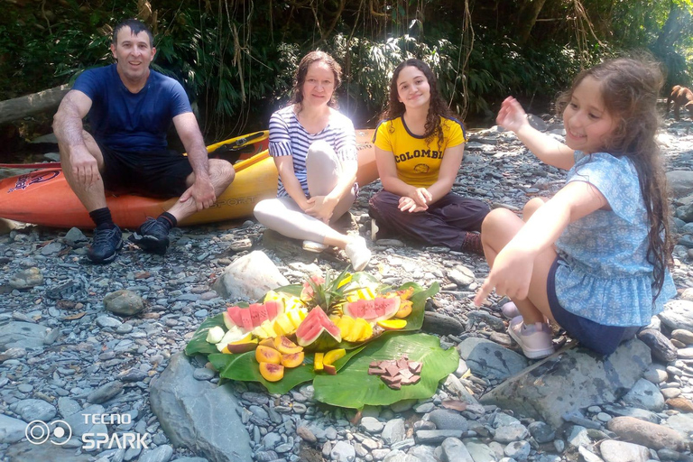 Medellin: River Tubing and BBQ Day Trip with Hotel Pickup