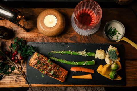 Rovaniemi: Private Glass Igloo Dinner Under Northern Lights