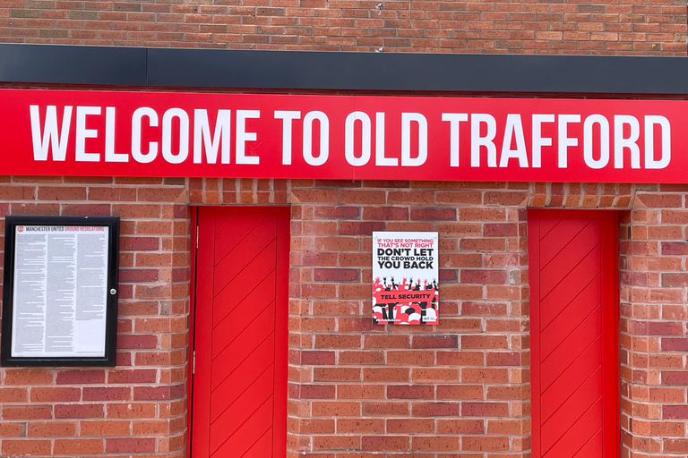 Manchester: Football Heritage Private Guided Tour