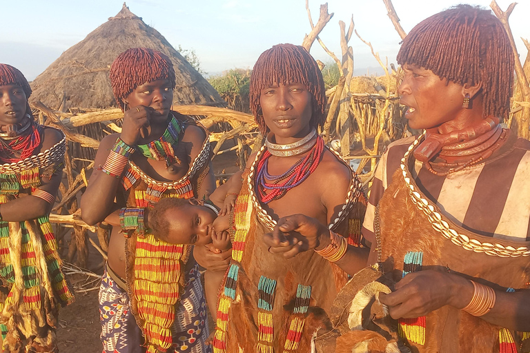 Etiopia Najlepsze 16-dniowe wycieczki, trekking w góry, wulkan, plemiona16 dni góry Simien, depresja Danakil, plemię Omo Vallely