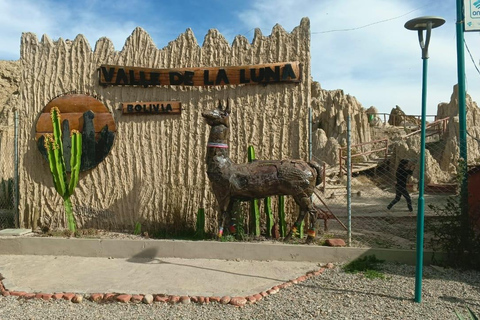 Discover La Paz: Panoramic Bus Tour, Cable Car & Moon Valley