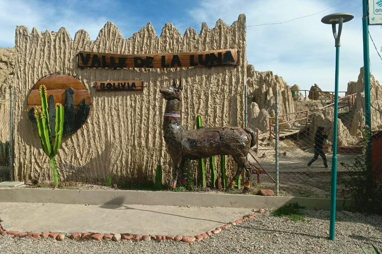 Discover La Paz: Panoramic Bus Tour, Cable Car & Moon Valley