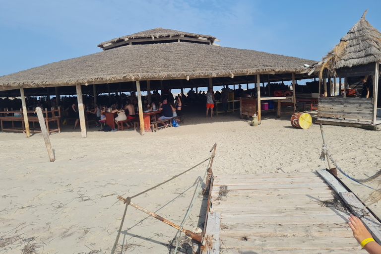 La epopeya pirata de Djerba: crucero legendario hacia la isla de los flamencos rosados