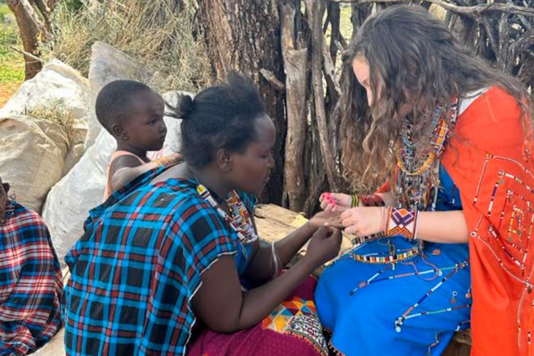 Kulturell rundtur i Maasai-by