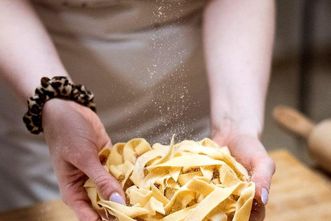 Leipzig: Pasta & Ravioli Cooking Class, Just Like in Italy Leipzig: Pasta & Ravioli Cooking Class, Italian Style