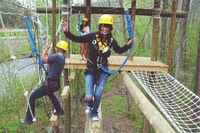 Pigeon Forge, montañas ahumadas Cario de obstáculos de cuerda aventura - Housity