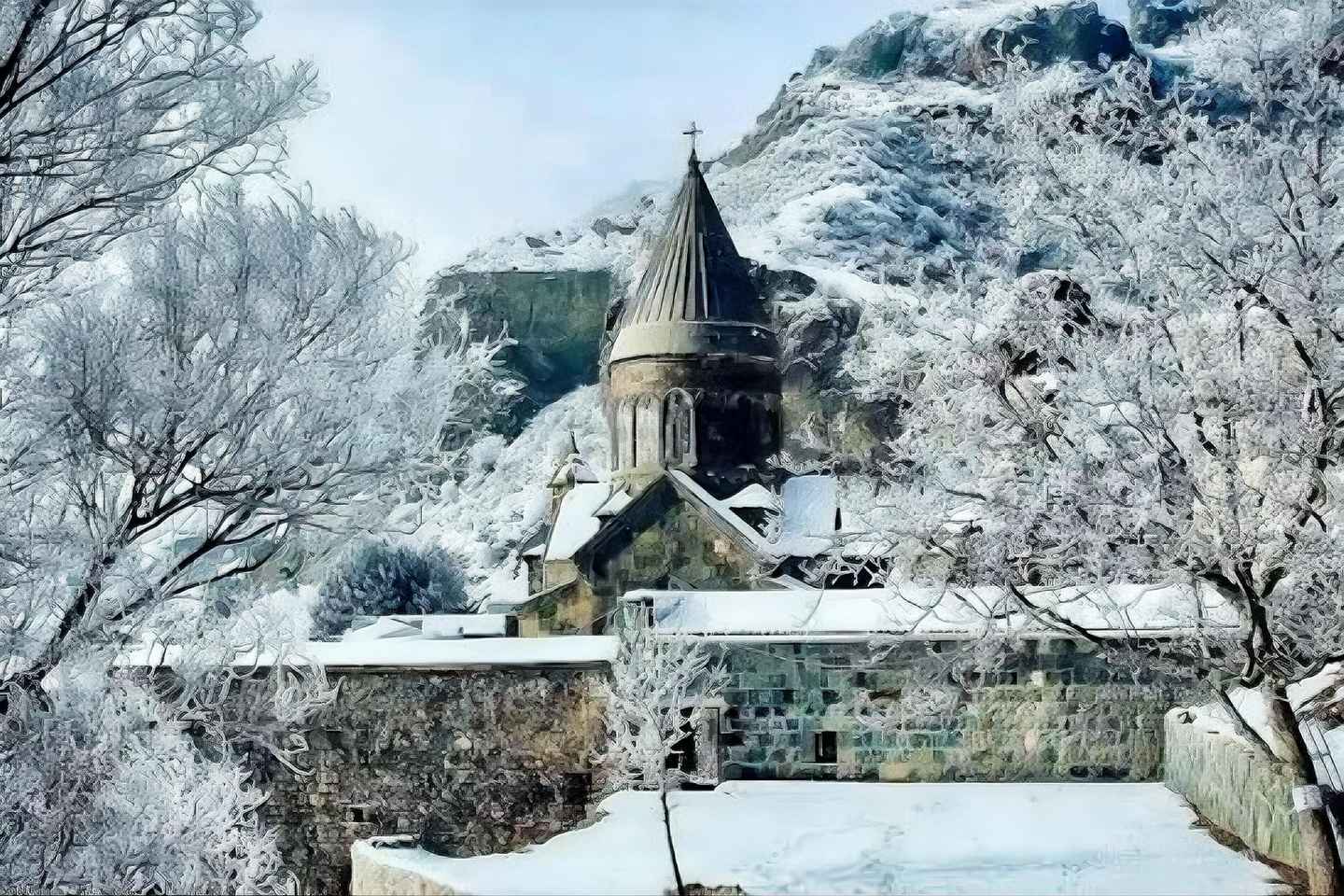 ガルニ、ゲハルト、セヴァン、ツァフカゾルへのプライベート日帰り旅行