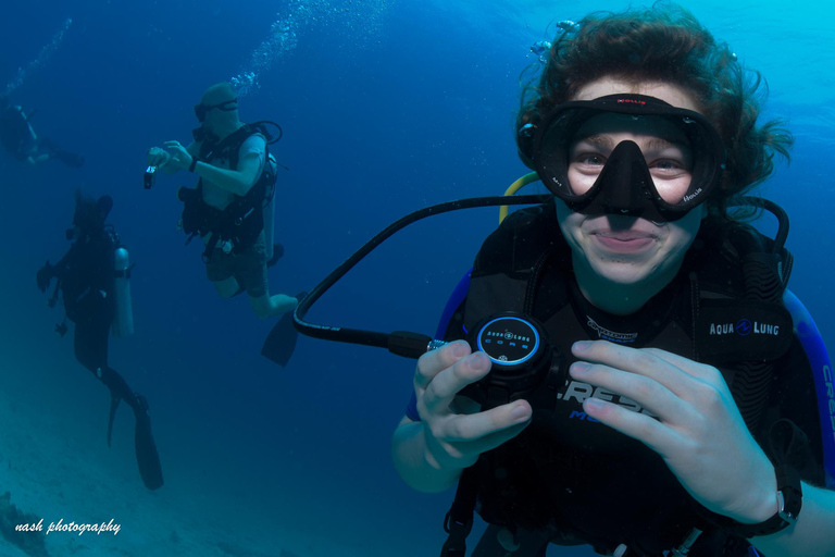 MUSCAT: Daymaniyat Island Snorkeling & Try-Dive + BBQ Lunch