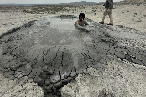 Baku: Gobustan, Absheron & Baku Heritage Private Tour