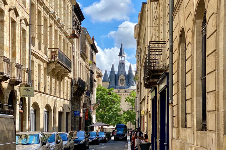 Bordeaux: Guided Walking Tour with English Speaking Guide