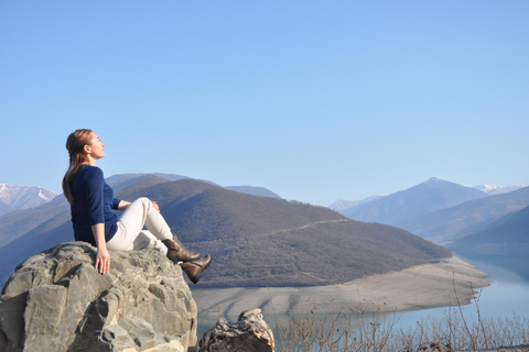 Viaggio privato alla scoperta delle montagne del Caucaso in Georgia