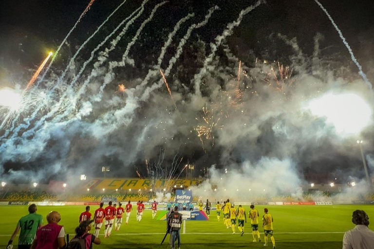 Cartagena: Vive la experiencia de un partido con aficionados locales