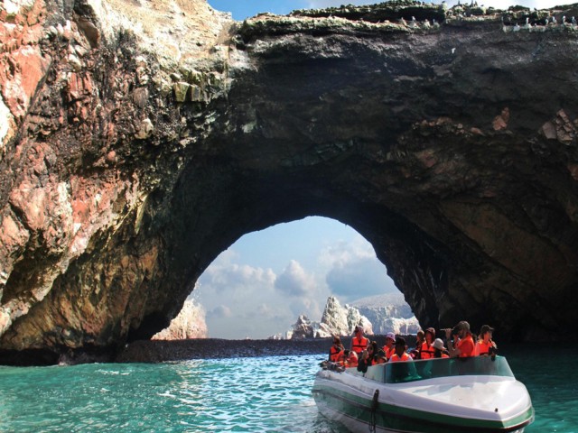 Visit Ica Ballestas Islands and Paracas National Reserve Day Trip in Paracas