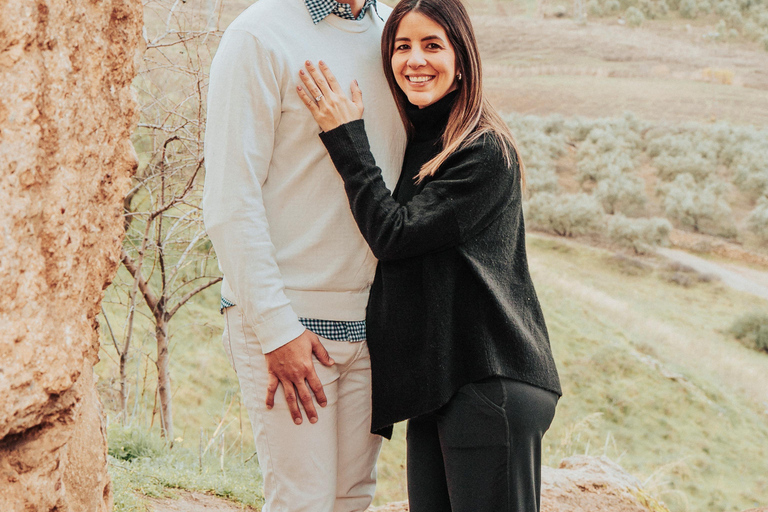 Ronda: Expert Secret Proposal & Engagement Photographer Guided Proposal (1 hour)