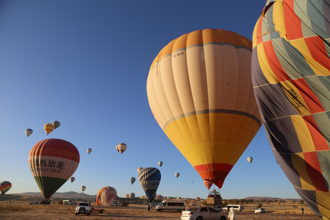 Goreme : vol en montgolfière au lever du soleil avec certificat de volVol en montgolfière à Goreme au lever du soleil