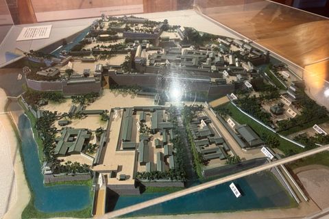 Kanazawa: Samurai Castle and Warrior District Walking Tour