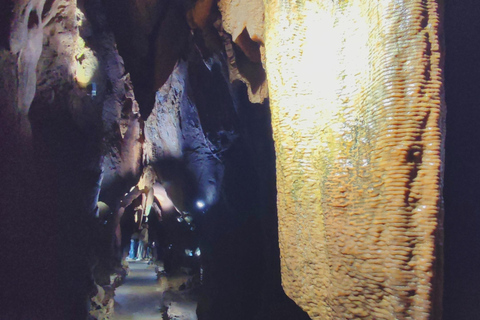 Valencia: Visit by boat to the Caves of Sant JosepVisit by boat to the Caves of Sant Josep