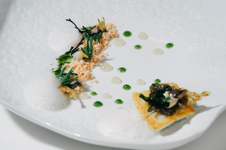 Porto: Gourmet gastronomic experience in a 2-Michelin-star restaurant Porto: Gourmet dining experience at a 2-Michelin-star restaurant