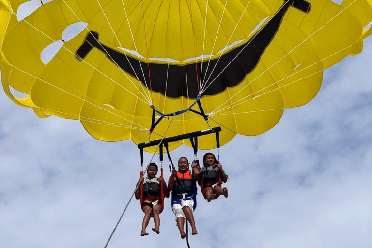 Parascending in Los Cristianos, Tenerife