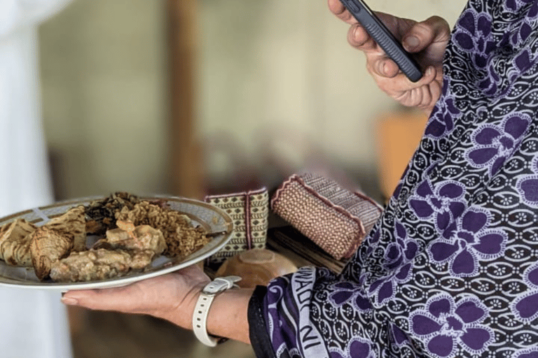 Zanzibar: corso di cucina swahili in una casa localeCon servizio di prelievo in hotel e rientro in taxi privato