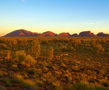 Fuga noturna para Uluru