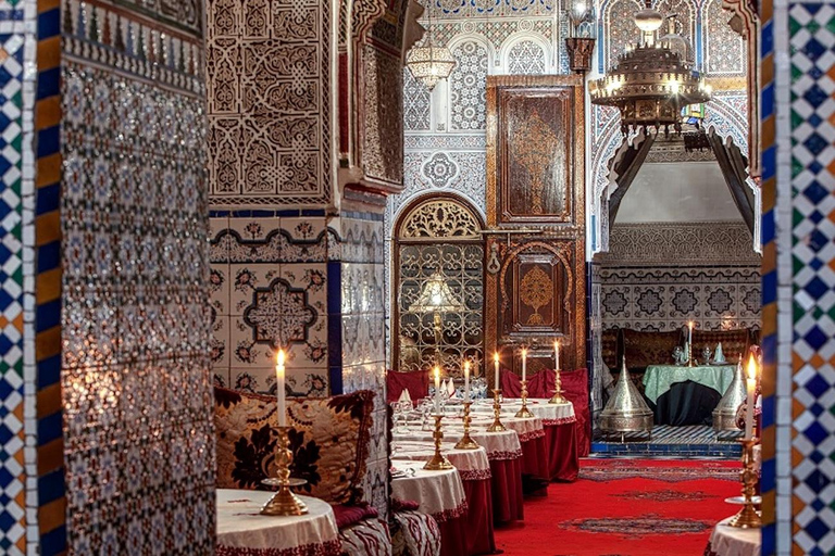 Marrakech: Cena espectáculo en el restaurante Dar EssalamMenú 1