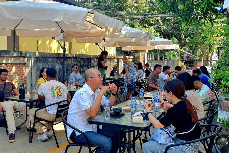 Ayutthaya: Sabieng Riverside Restaurant - Traveller&#039;s Lunch