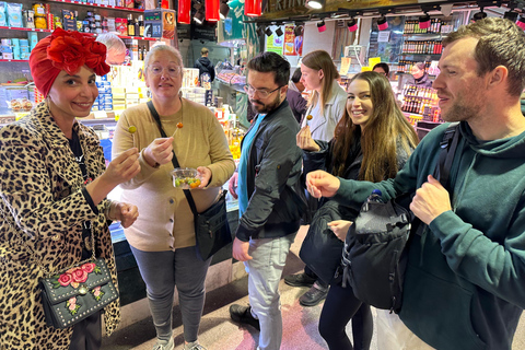 Barcelona: Street Food & Sightseeing Tour with Local Market