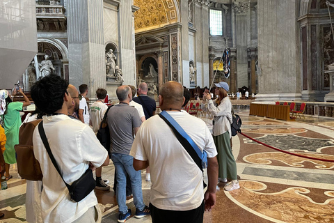 Roma: Basilica di San Pietro, scalata della Cupola e tour dei sotterraneiTour in inglese