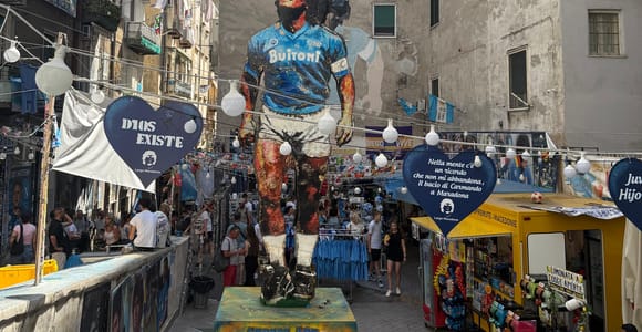 Naples Tour: Between the Spanish Quarter and the Heart of Vomero by Funicular