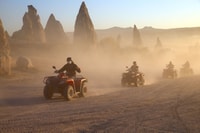 De Ürgüp/Göreme, Cappadocia Sunrise ou Sunset Quad Tour - Hizvo