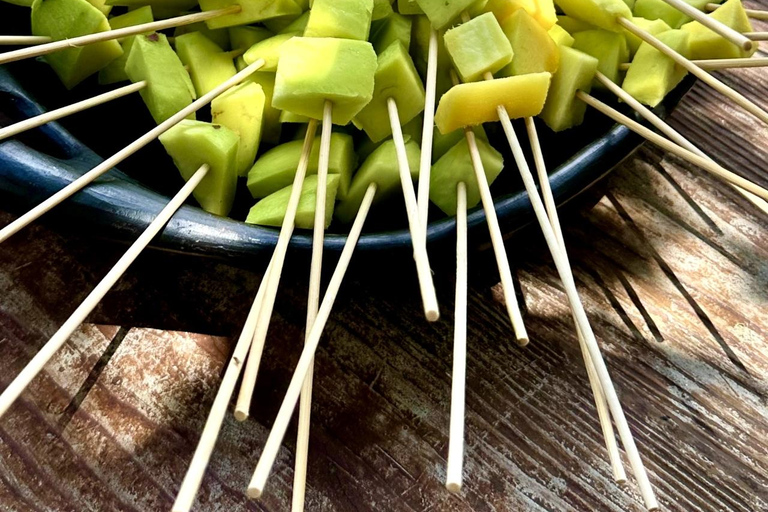 麦德林：埃尔利亚诺农庄之旅含品鉴与午餐麦德林：平原农业之旅含品鉴与午餐