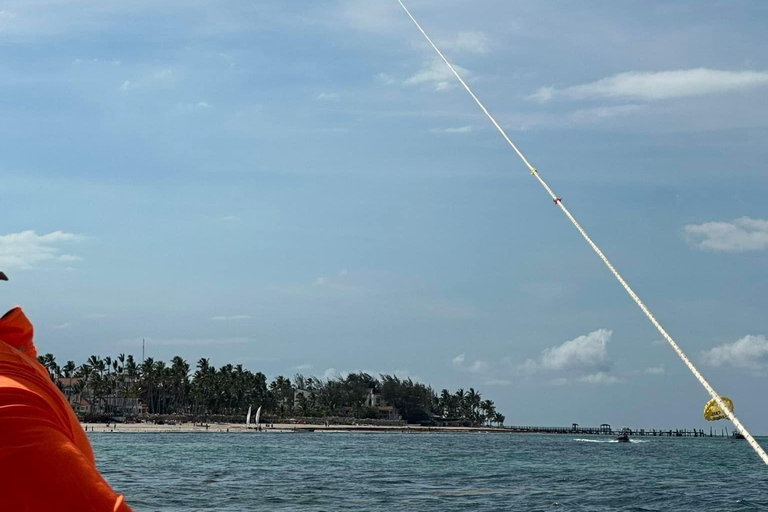 Parachute ascensionnel à Punta Cana : L'adrénaline dans le ciel