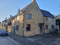 Cotswolds, Stratford-upon-Avon 2-Day Tour with Cottage Stay - Housity
